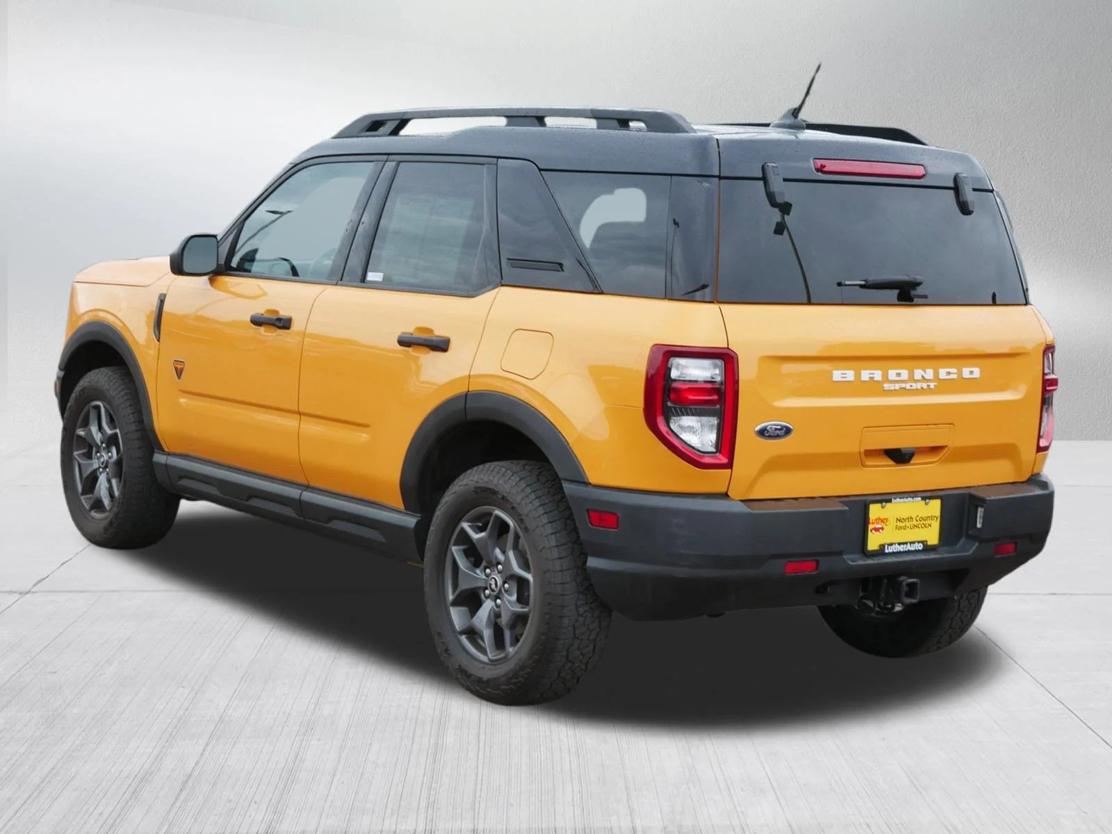 Certified Used 2022 Cyber Orange Metallic Tricoat Ford Badlands image 5