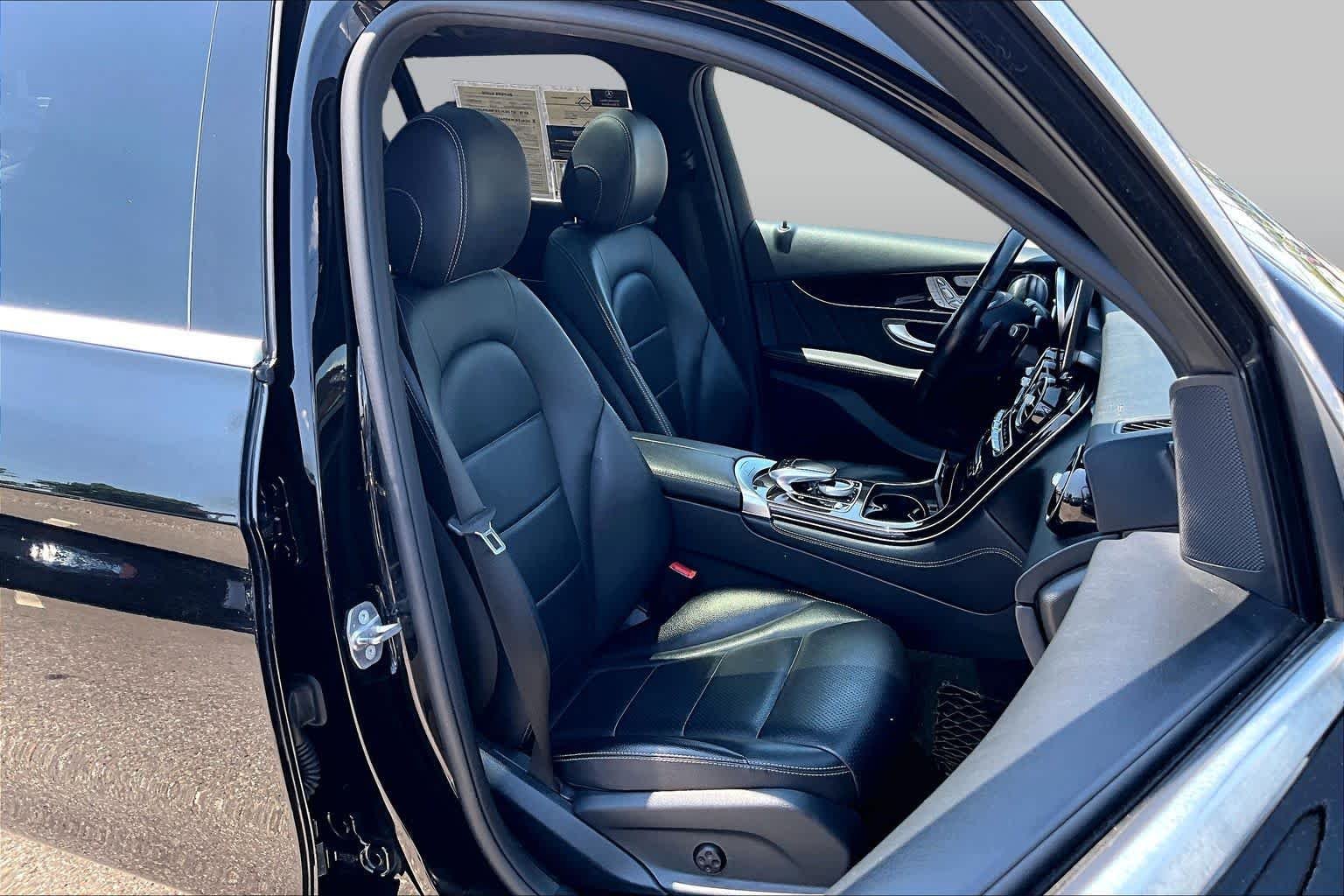Used 2018 Black Mercedes-Benz GLC 300 image 8