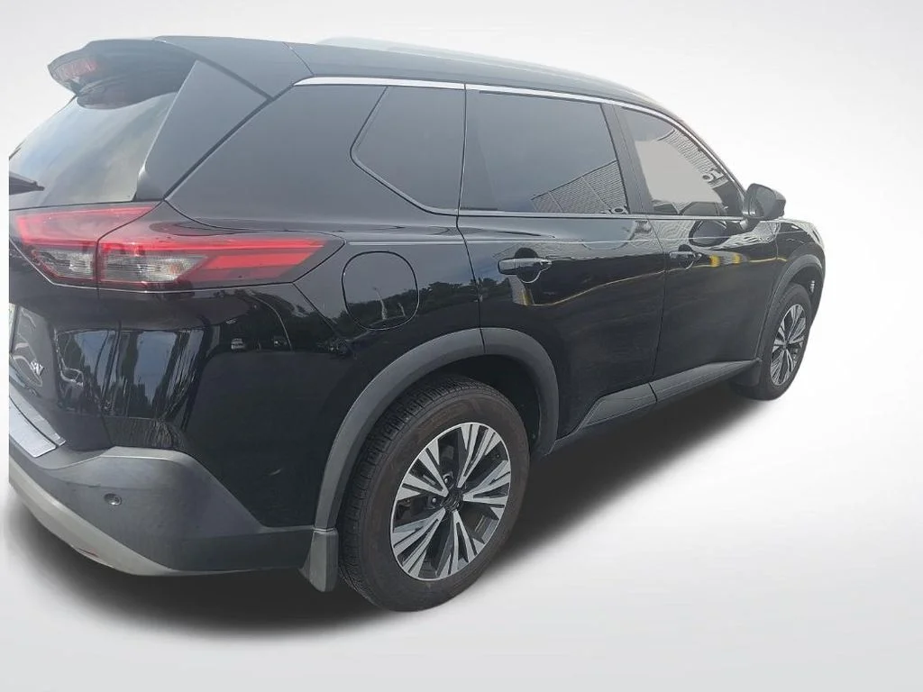 Used 2023 Black Nissan SV image 5