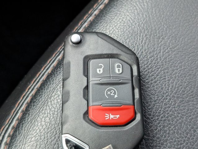 Used 2021 White Jeep Unlimited Rubicon 392 image 33