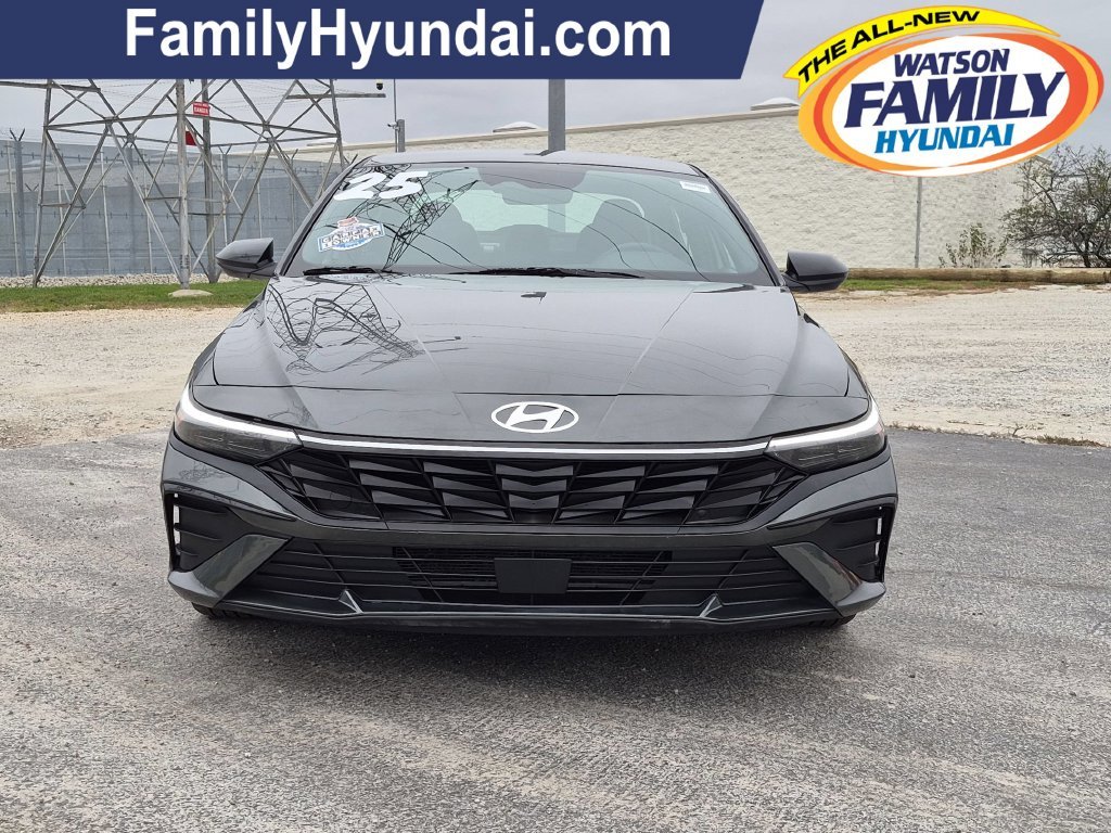 2025 Hyundai Elantra SEL - Photo 9