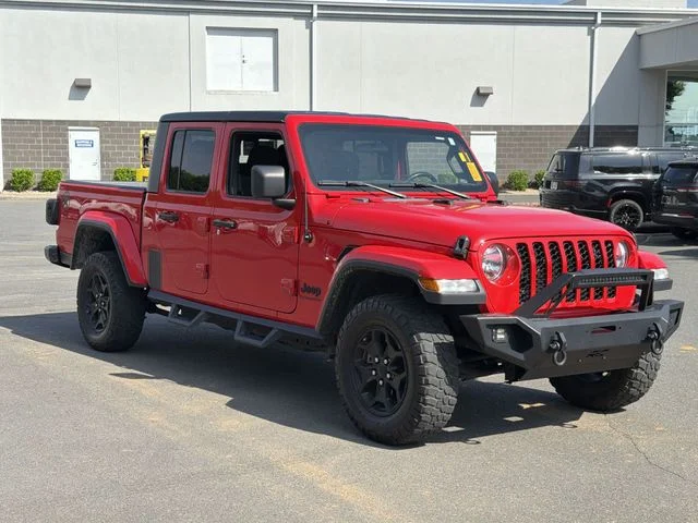 Used 2022 Red Jeep Sport image 7