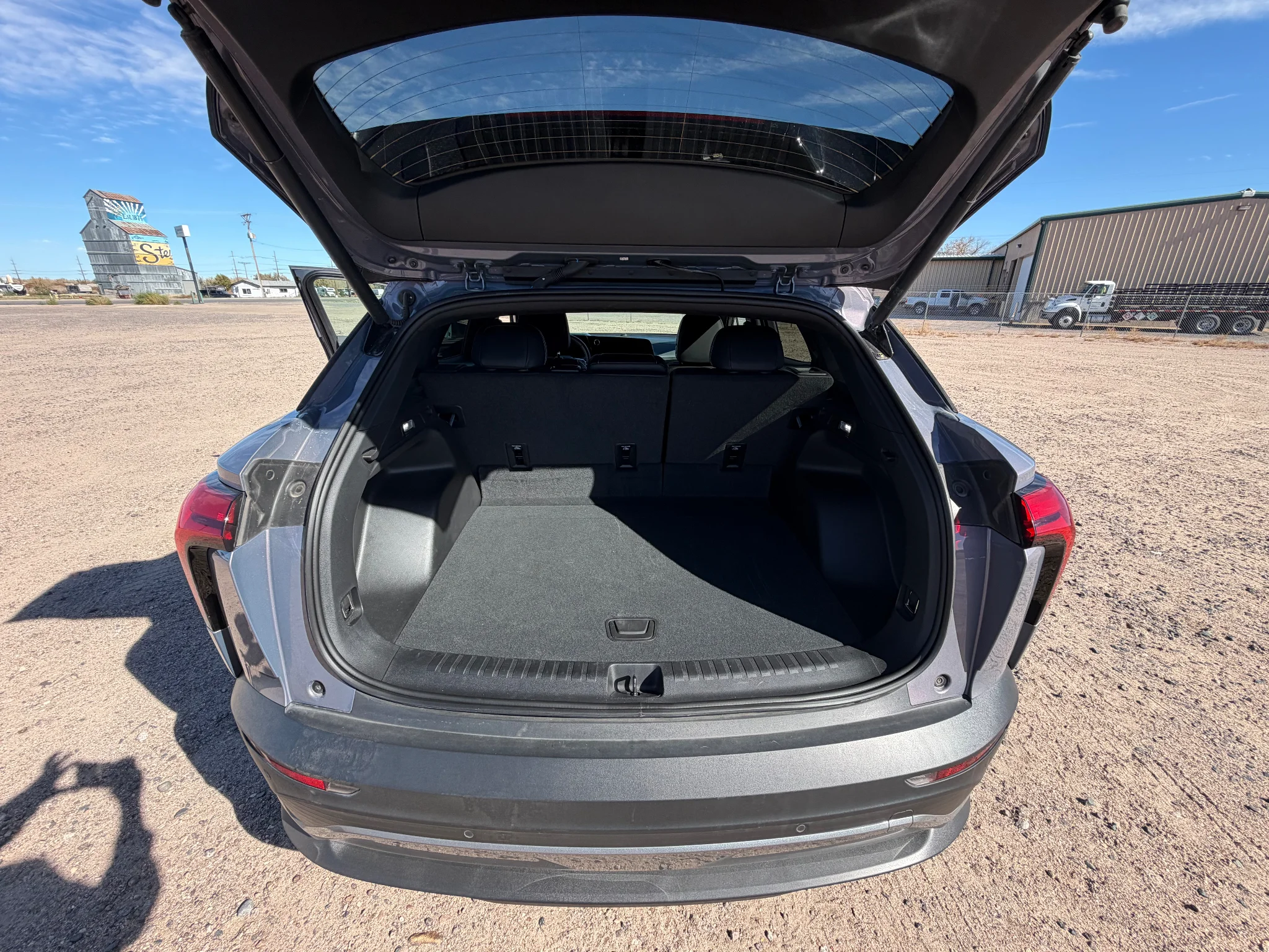 Used 2024 Galaxy Gray Metallic Chevrolet eAWD LT image 14
