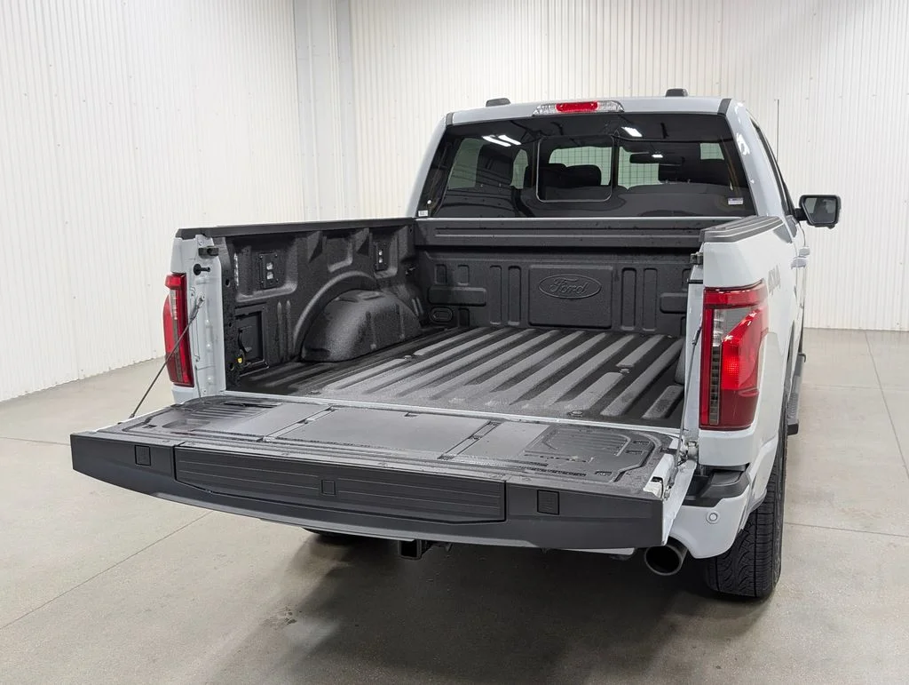 New 2026 Avalanche Ford XLT image 23