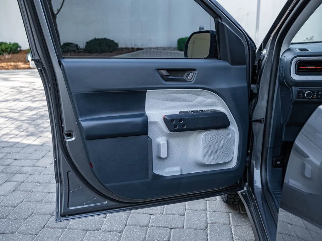 Used 2022 Carbonized Gray Metallic Ford XLT image 9