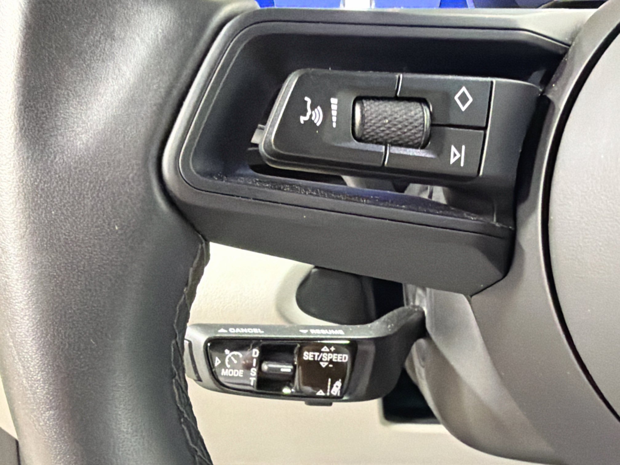 Used 2026 Ice Porsche Electric 4S image 37