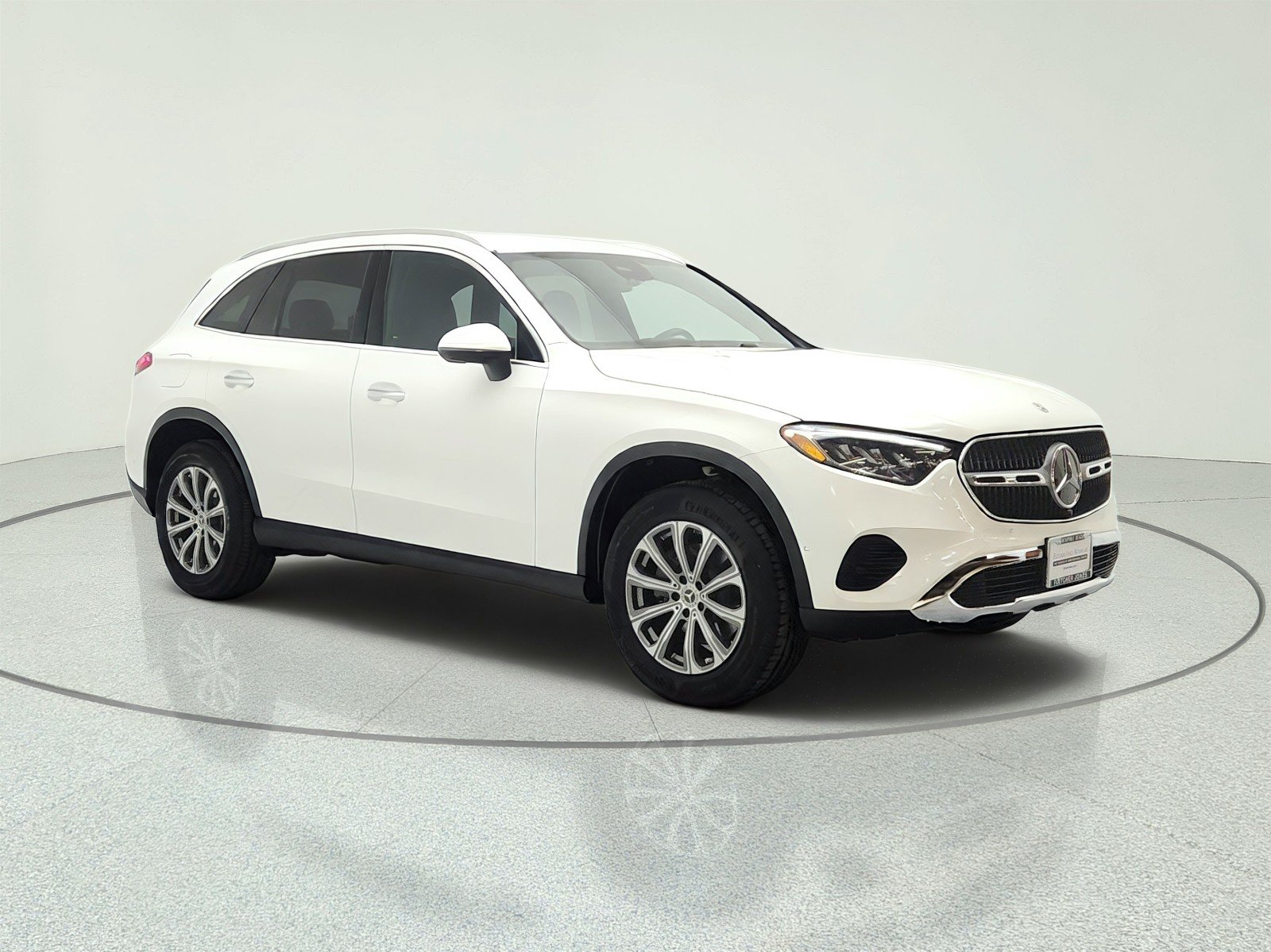Certified Used 2026 Polar White Mercedes-Benz GLC 300 4MATIC® SUV image 3
