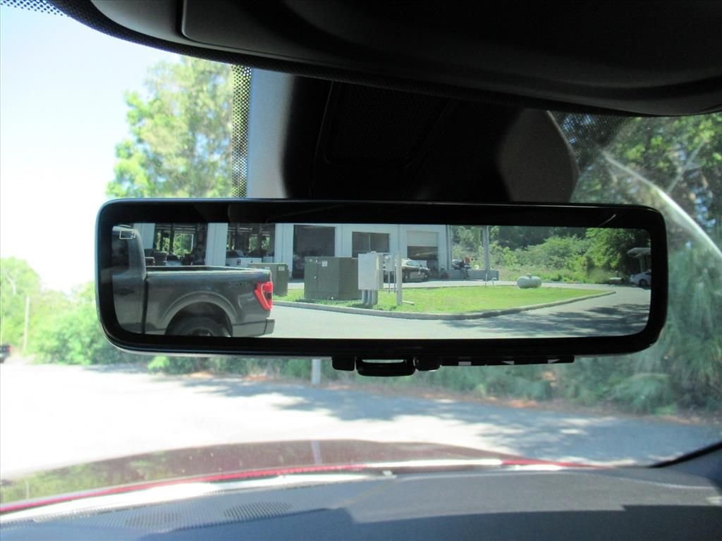 New 2026 Velvet Red Pearl-Coat Exterior Paint Jeep Limited image 28