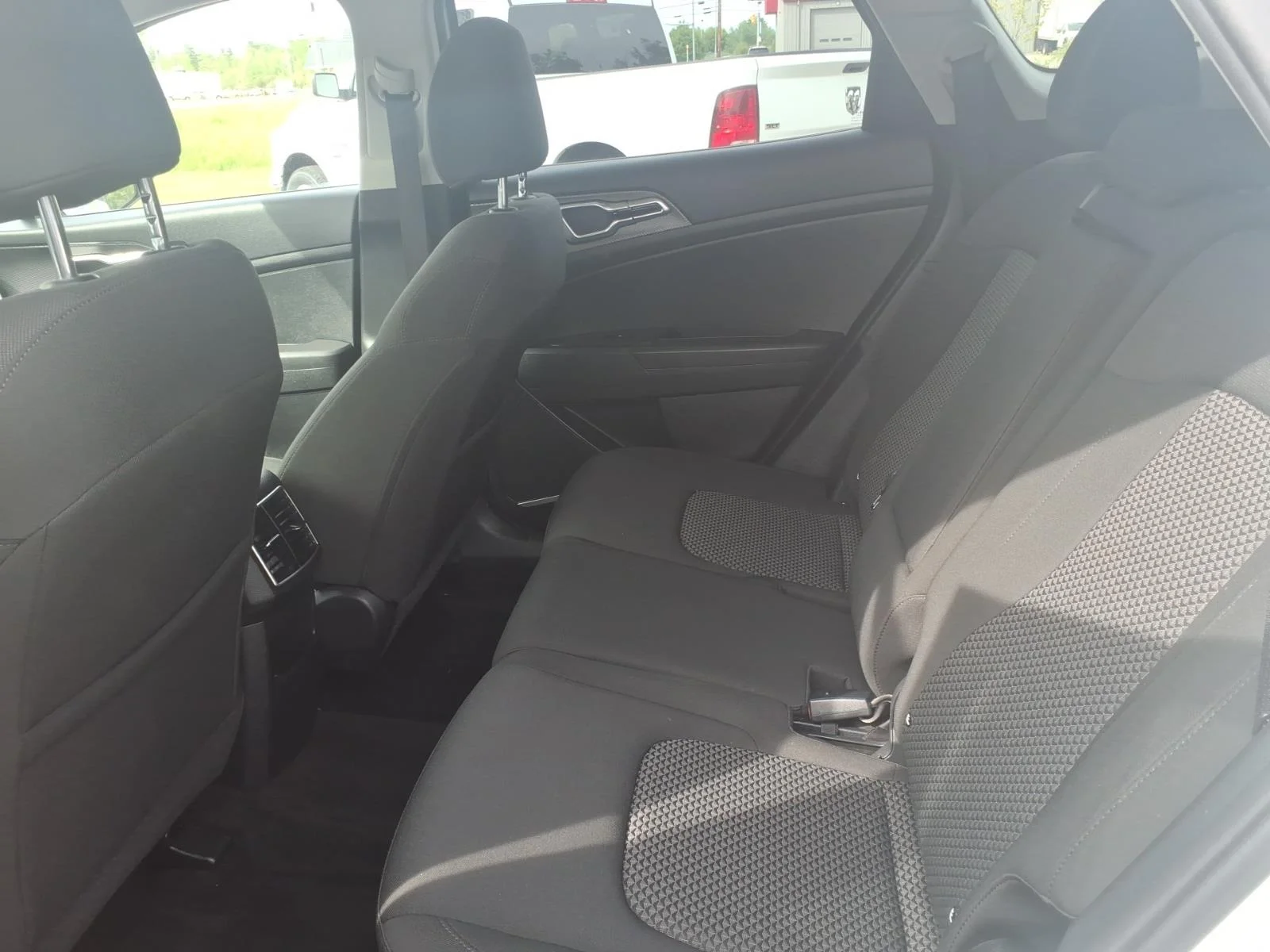 Used 2024 Snow White Pearl Kia LX image 15