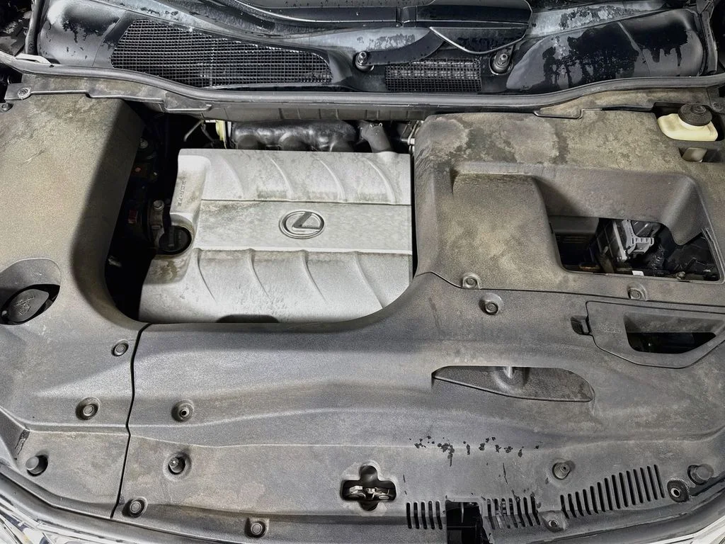 Used 2015 Obsidian Lexus Base image 31