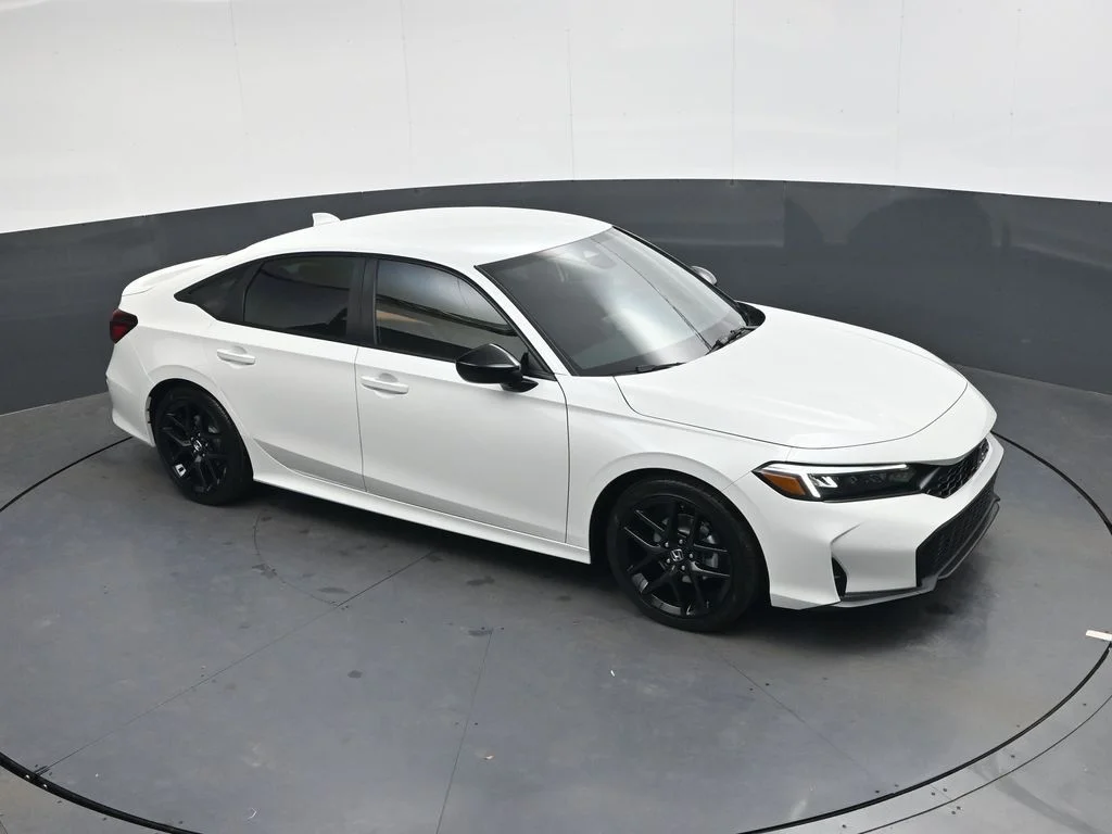 Certified Used 2026 Platinum White Pearl Honda Sport image 18