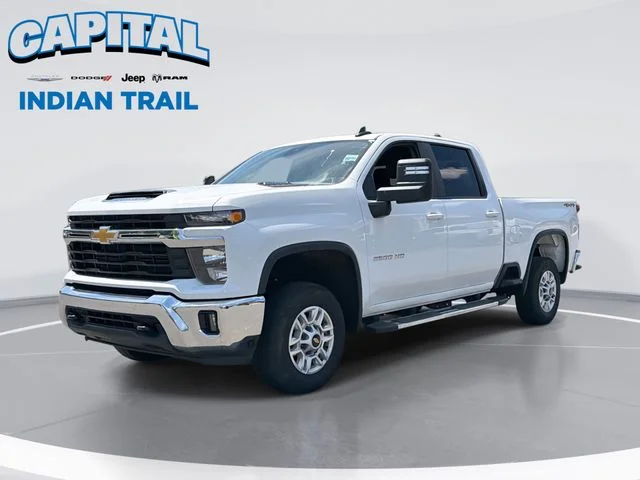 Used 2025 White Chevrolet LT image 1