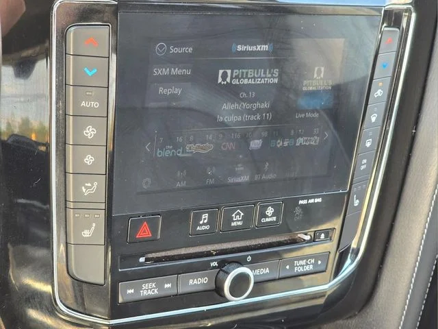 Used 2021 Blue INFINITI LUXE image 19