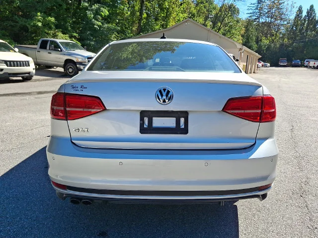 Used 2016 Silver Volkswagen 2.0T GLI SE image 9