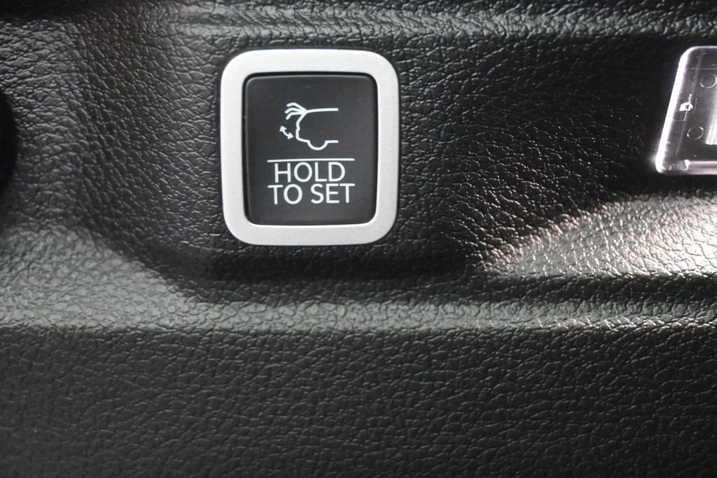 Used 2021 White Jeep Limited image 29
