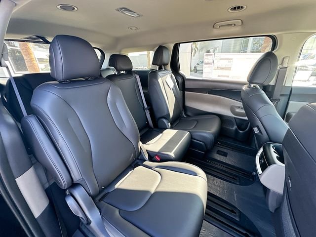 New 2026 Aurora Black Pearl Kia LXS image 29