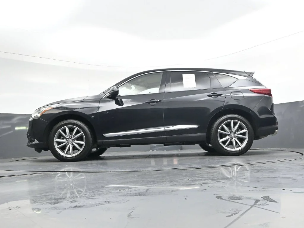Used 2023  Acura Technology Package image 38