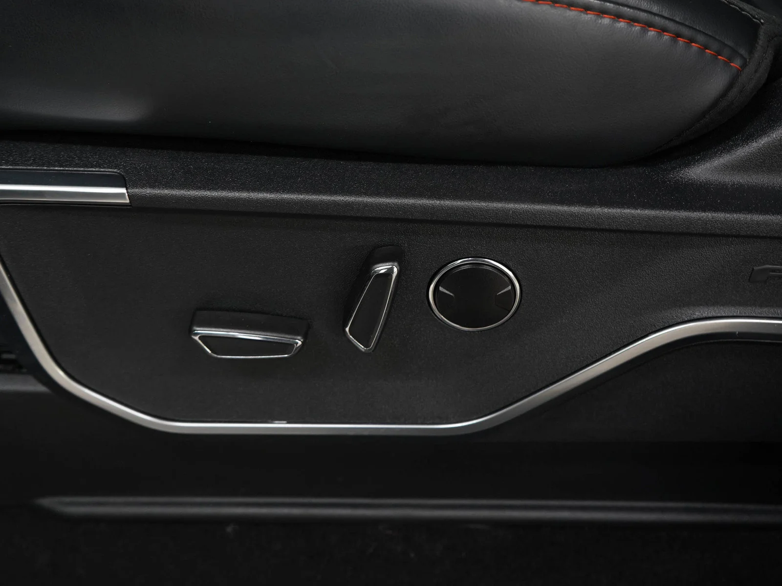 Used 2024 Carbonized Gray Metallic Ford Raptor image 24