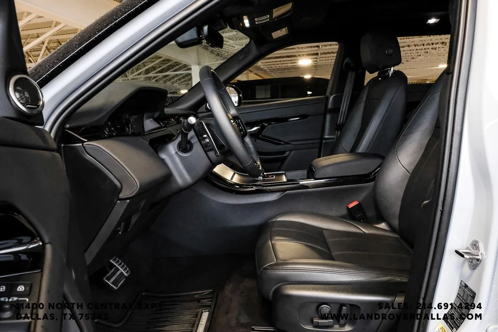 Used 2026 Gray Land Rover Dynamic image 3