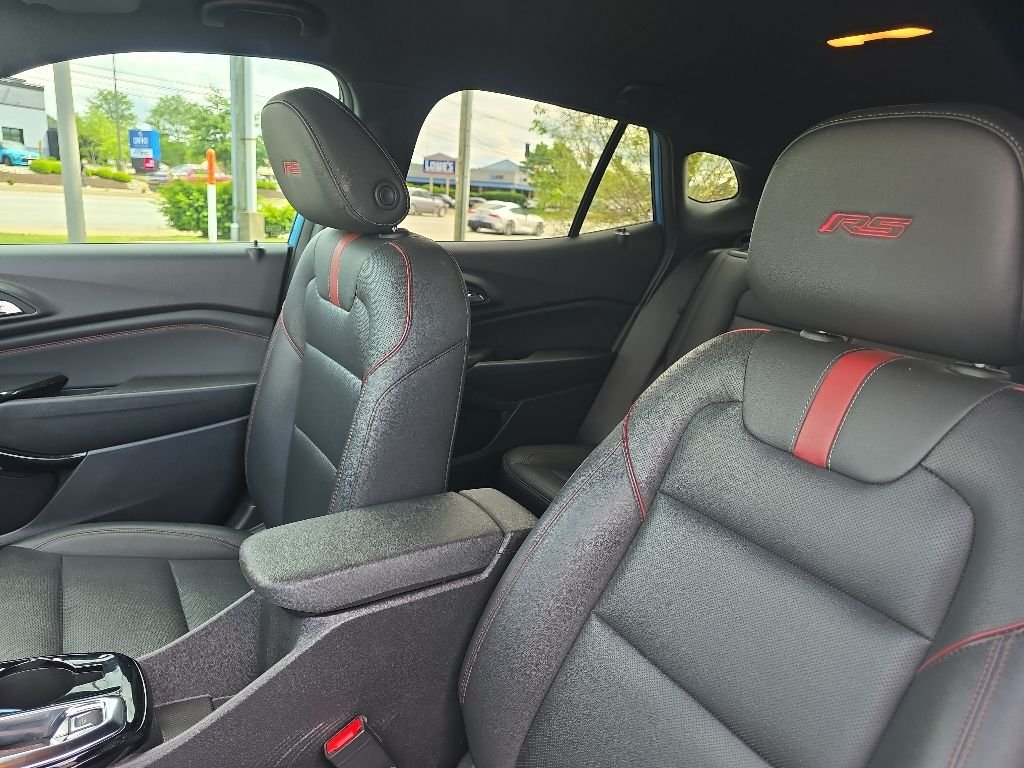 2025 Chevrolet Trax RS - Photo 9