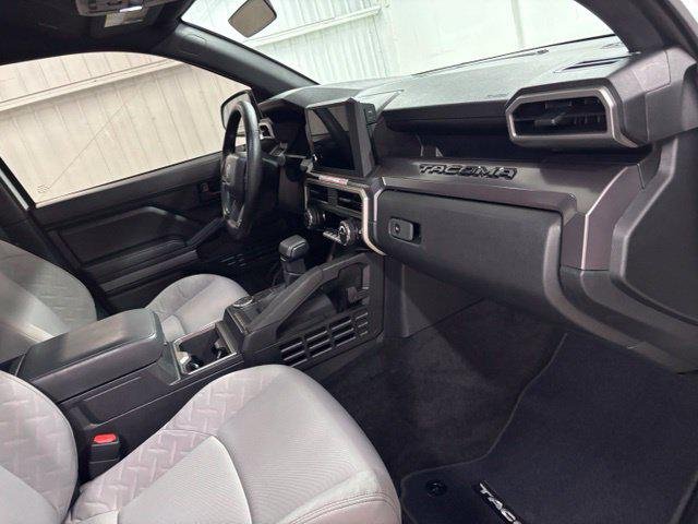 Used 2025 ICE CAP Toyota  image 16