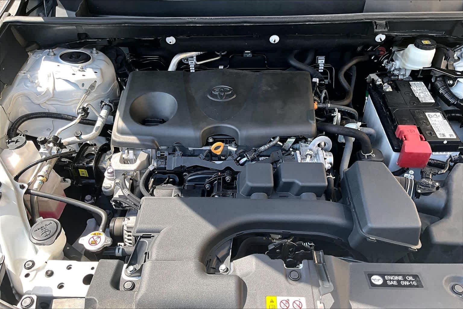 Used 2024 Ice Cap Toyota LE image 32