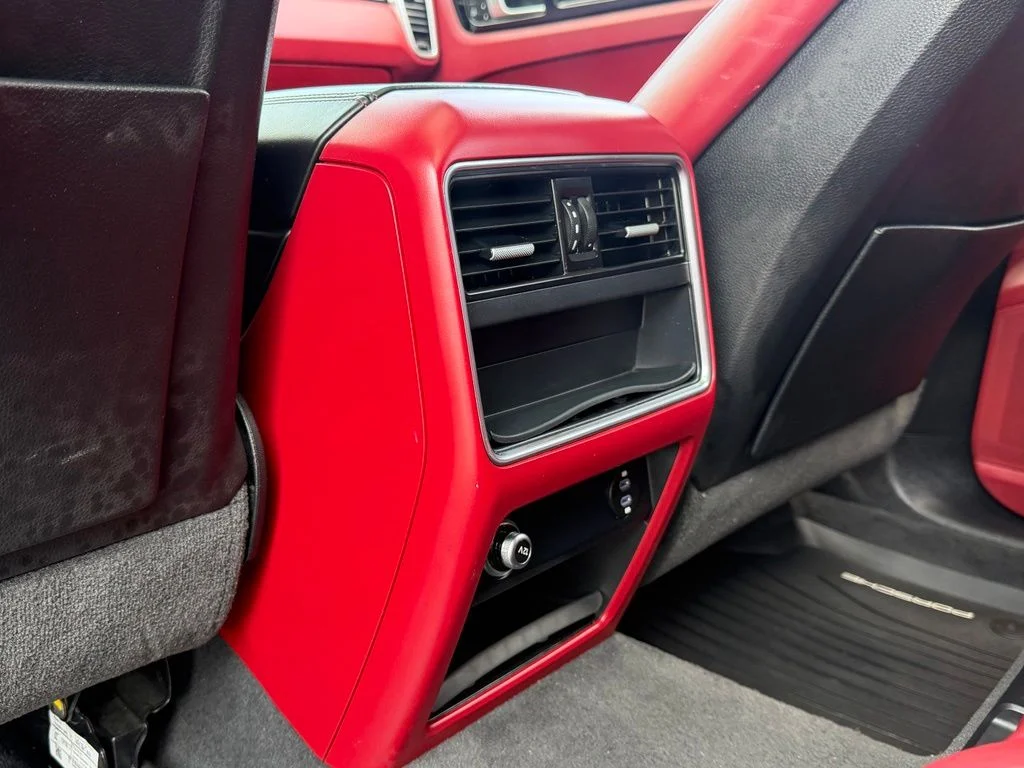Used 2023 Black Porsche Base image 15