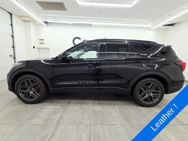 New 2026 Agate Black Metallic Ford ST image 2