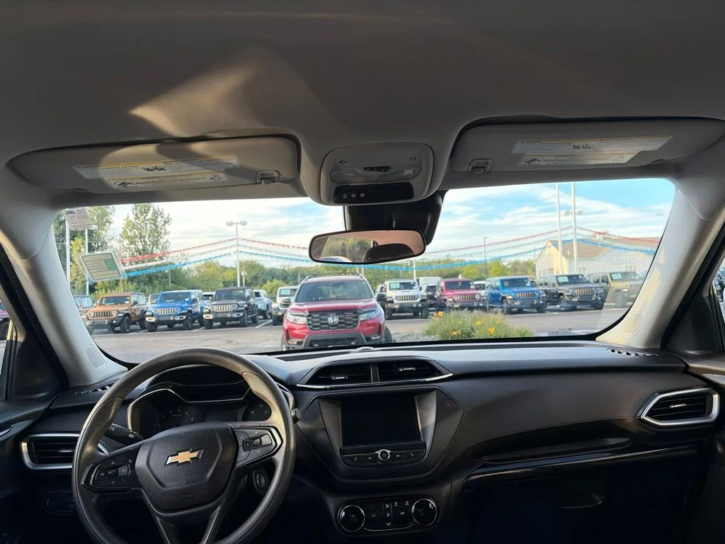 Photo 18
