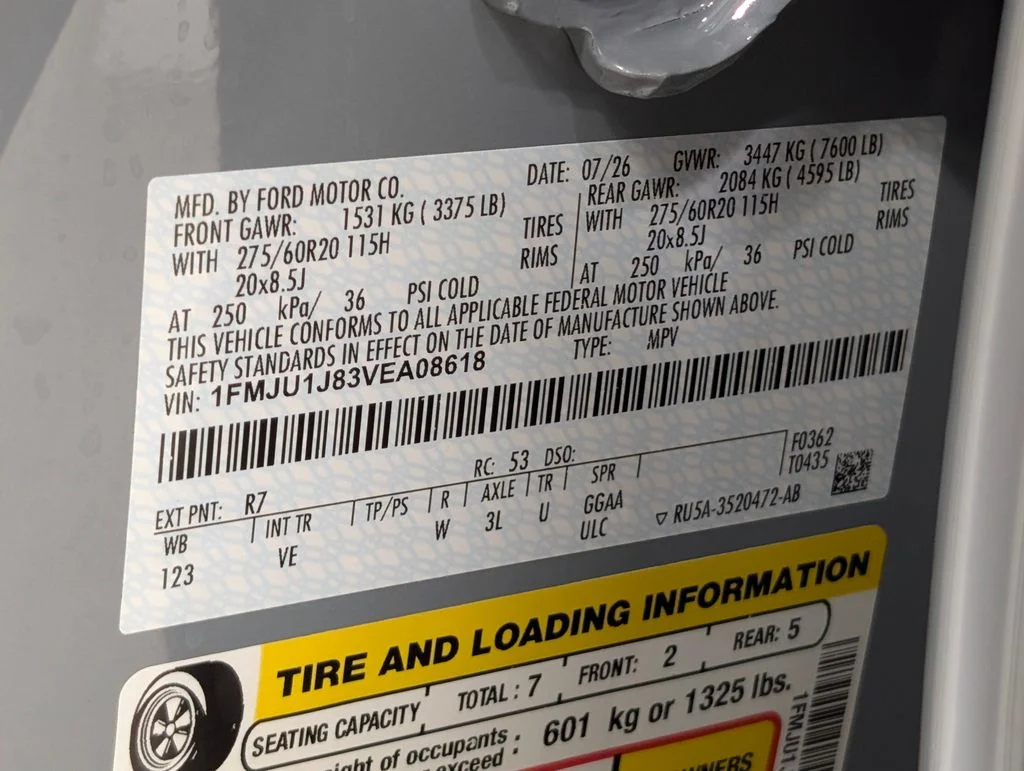 New 2027 Glacier Gray Metallic Tri-Coat Ford Active image 28