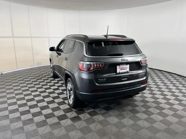 Used 2018 Gray Jeep Limited image 5
