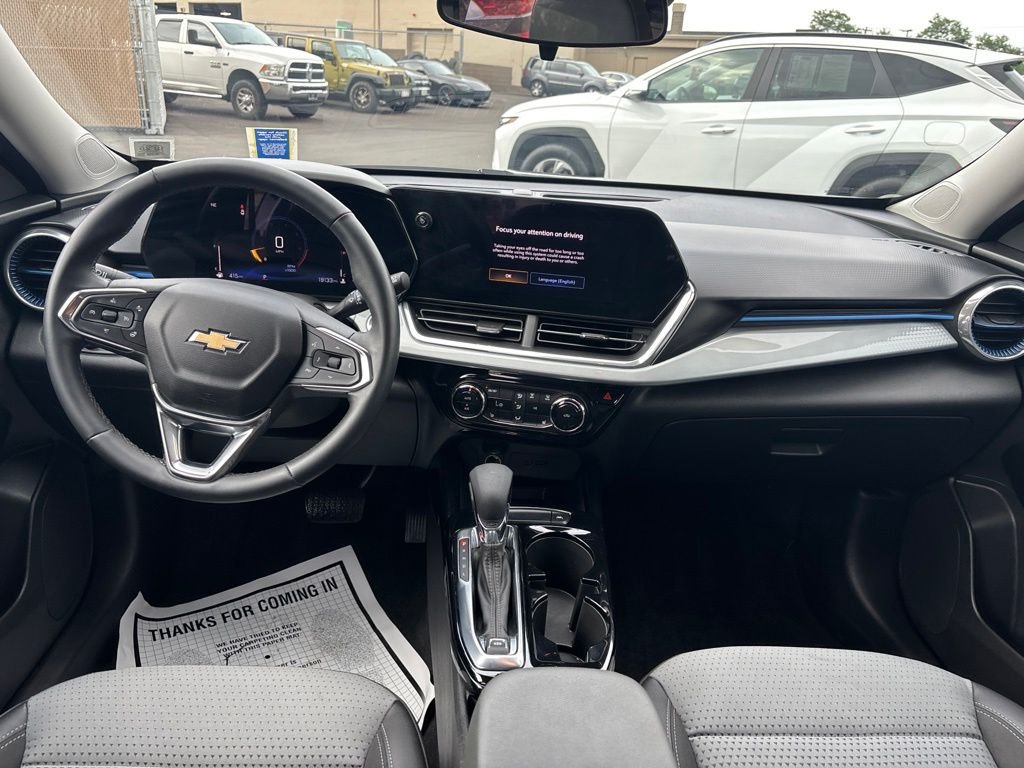 Used 2024 Blue Chevrolet LT image 17