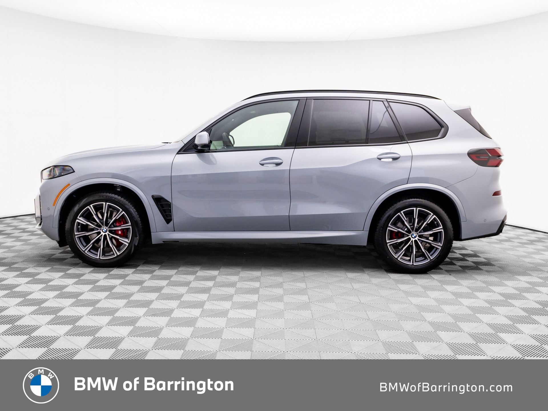 New 2026 Brooklyn Grey Metallic BMW xDrive40i image 2