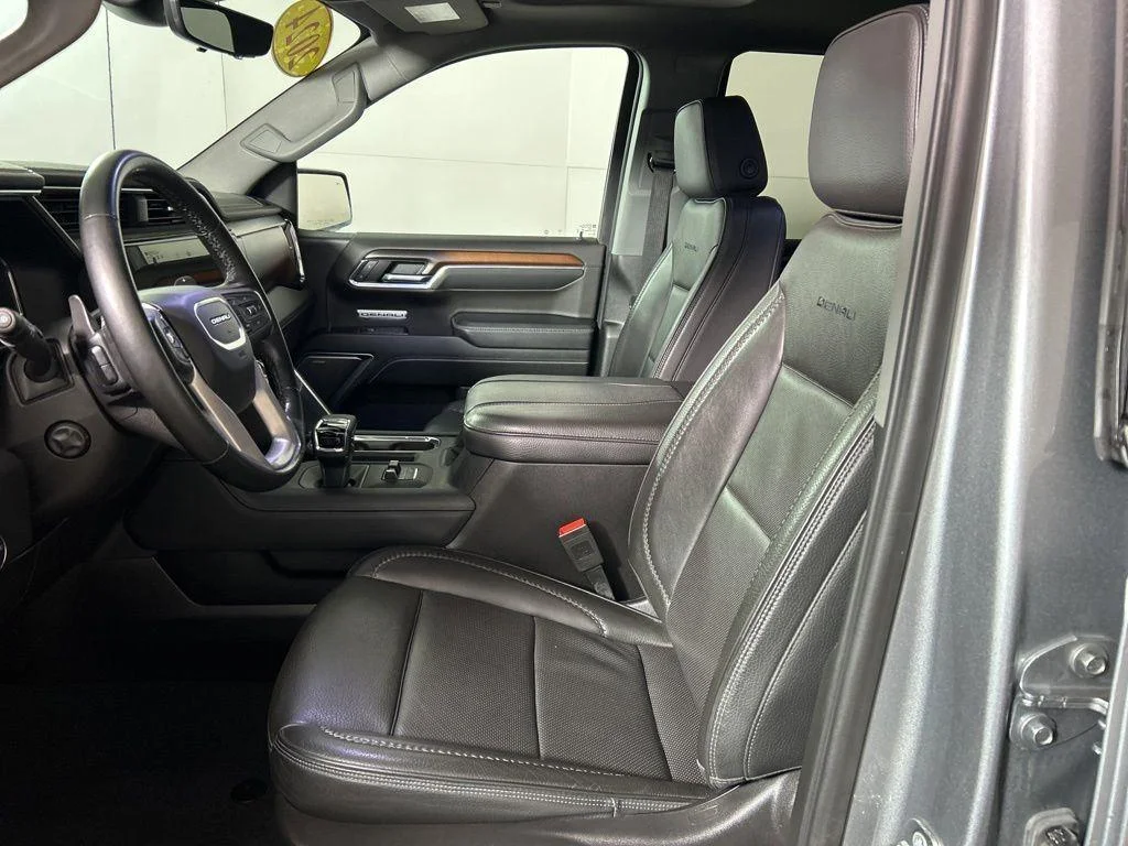 Used 2024 Sterling Metallic GMC Denali image 18