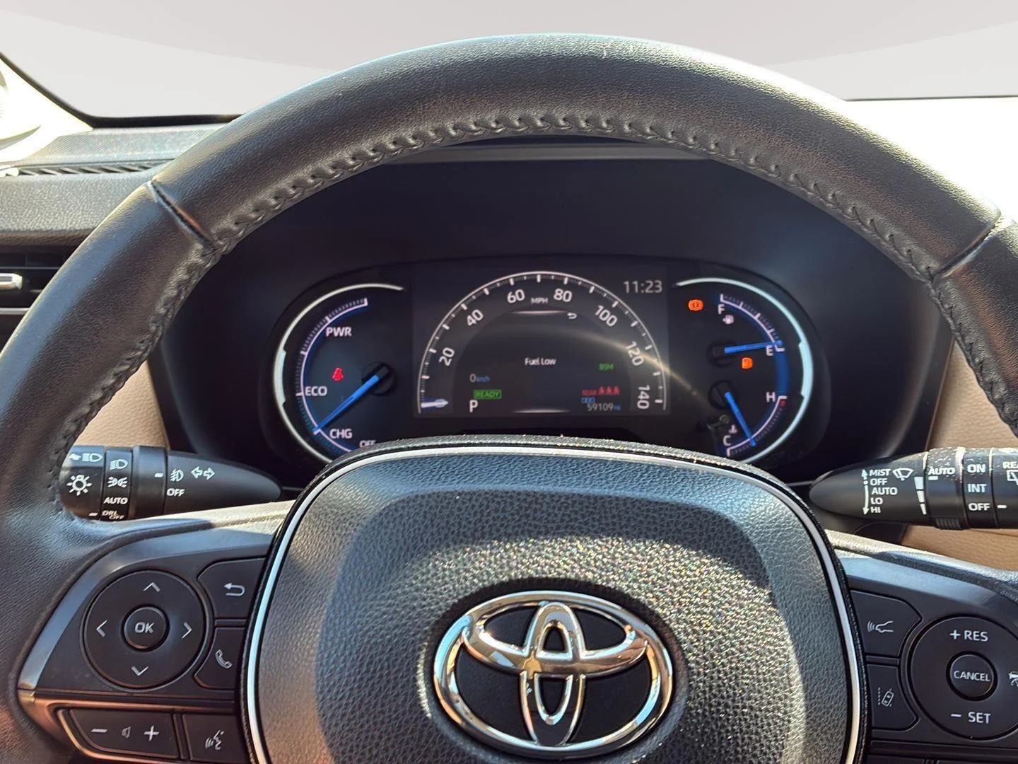 Used 2020 Blizzard Pearl Toyota Limited image 32