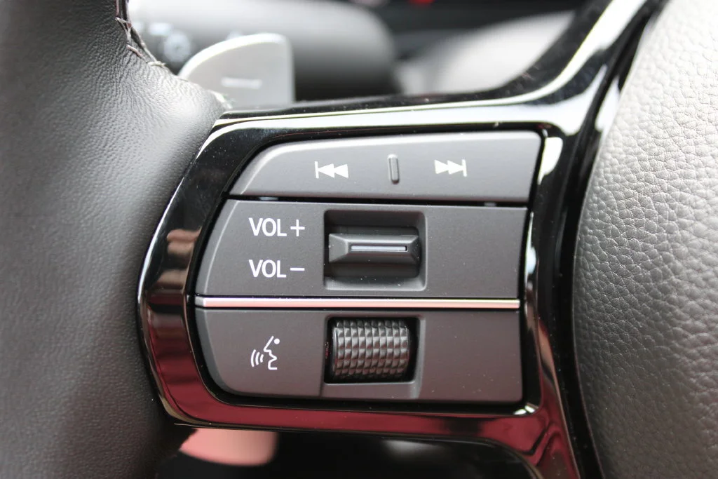 Certified Used 2025 Urban Gray Pearl Acura AWD image 80