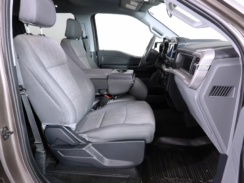 Used 2022 Gray Ford XL image 15