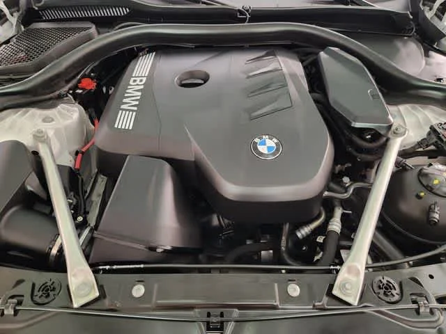 Used 2025 Mineral White Metallic BMW 530i image 31