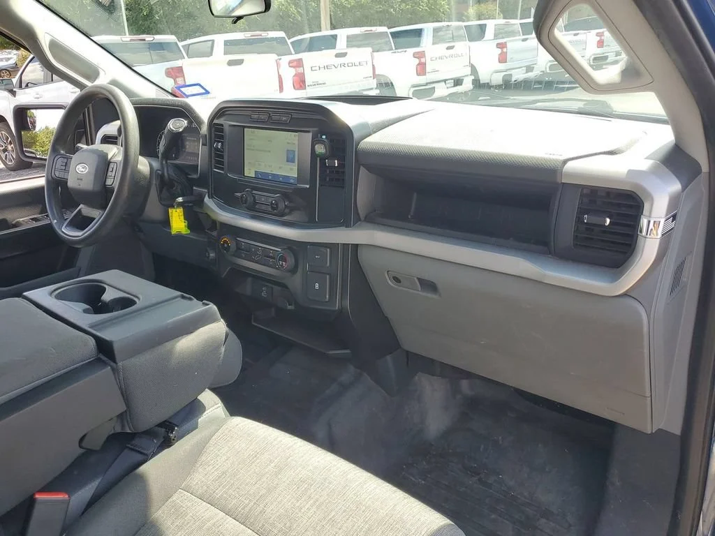 Used 2022 Blue Ford XL image 33