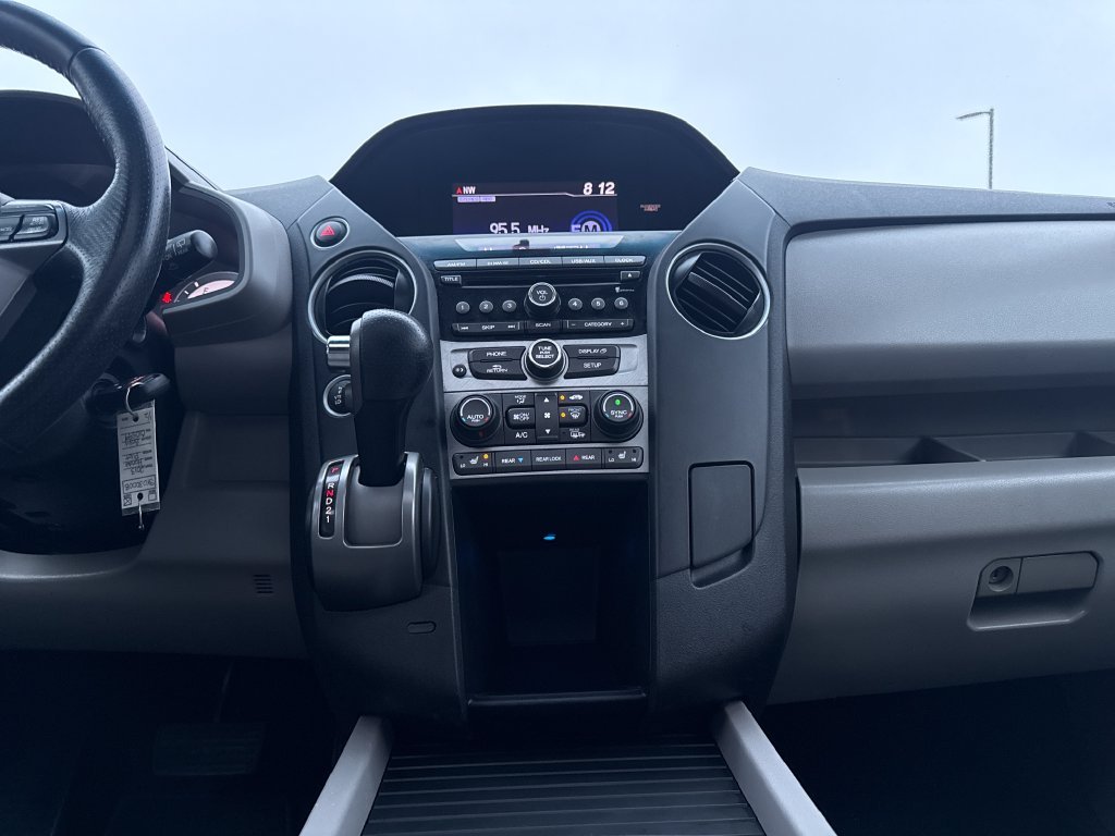 Used 2013 Gray Honda EX-L image 18