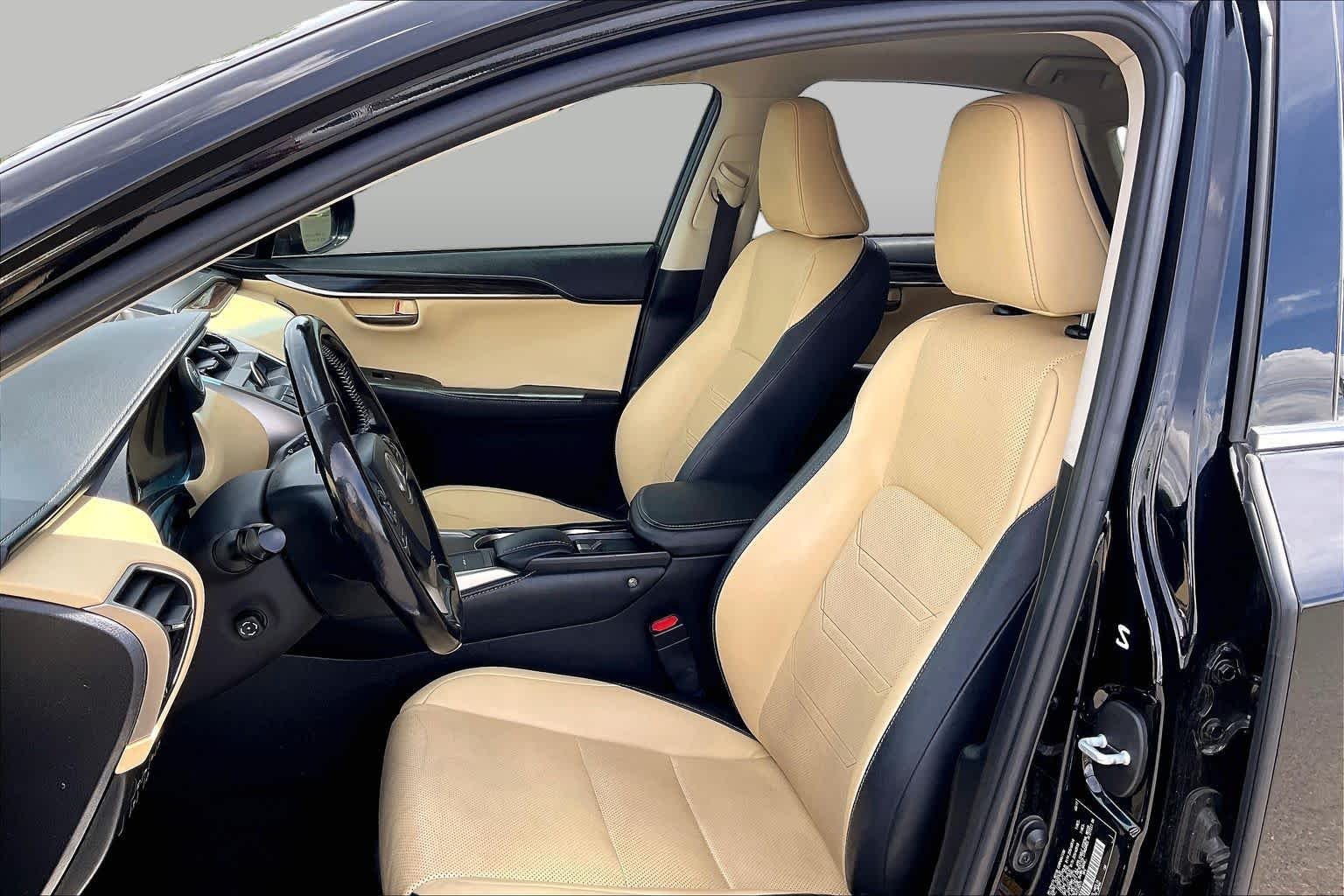Used 2017 Obsidian Lexus  image 8