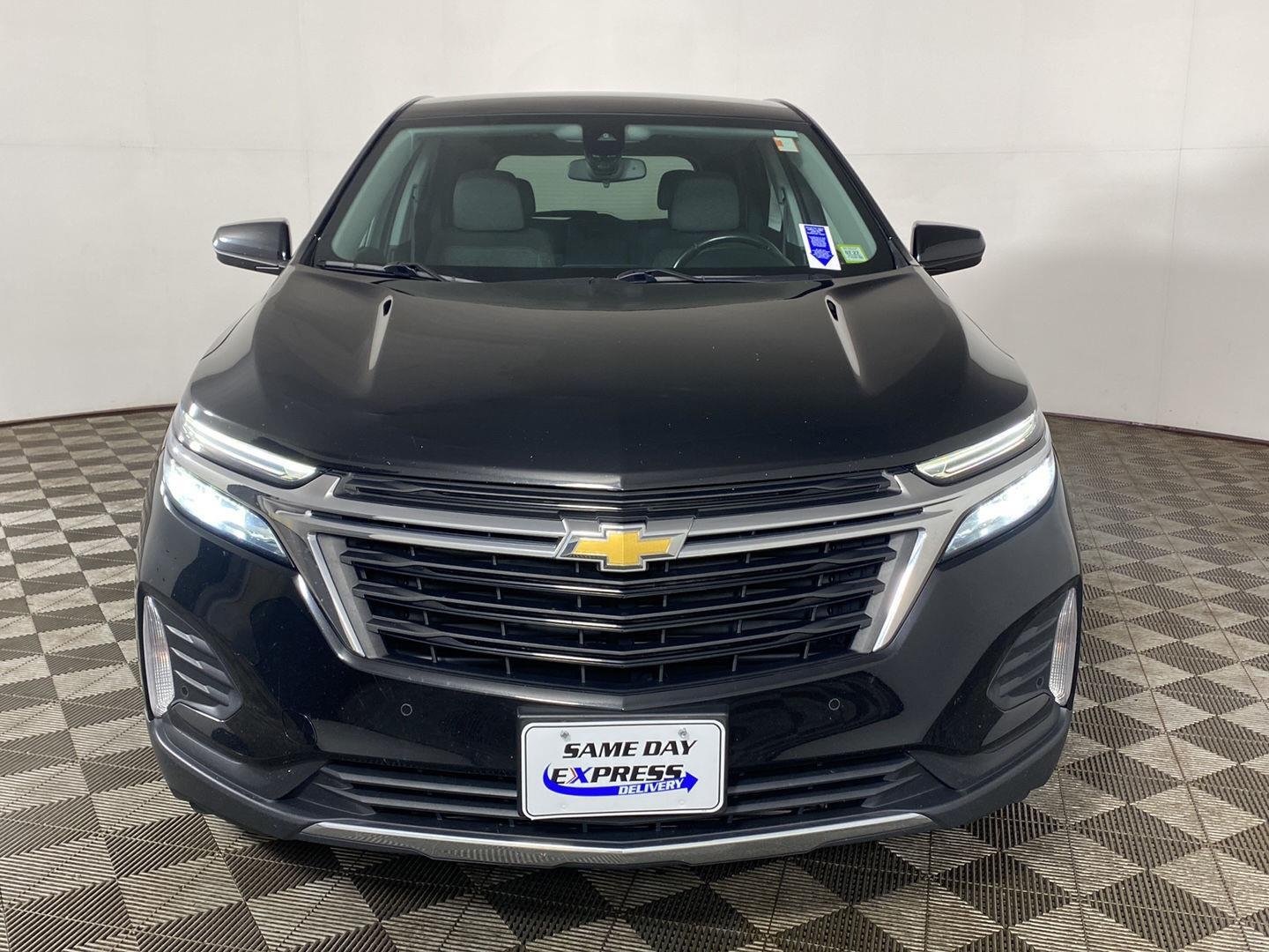Used 2022 Mosaic Black Metallic Chevrolet LT image 25