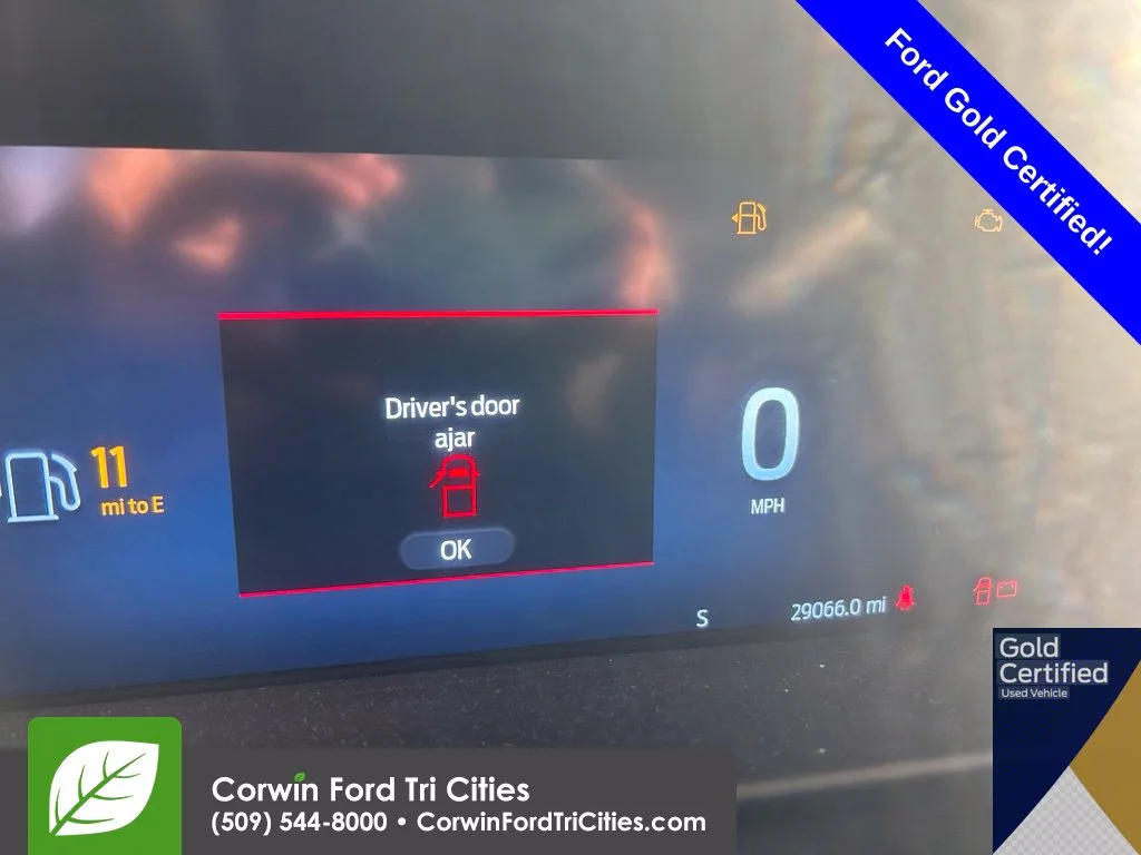 Used 2024 Red Metallic Ford Lariat image 10