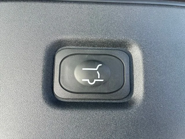 New 2027 Glacier Gray Metallic Tri-Coat Ford King Ranch® image 8