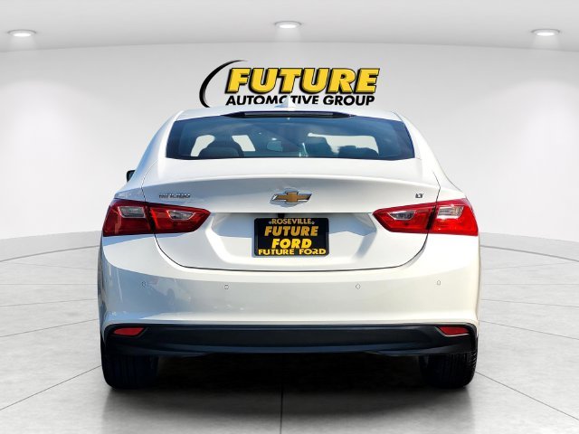 Used 2025 White Chevrolet LT image 5