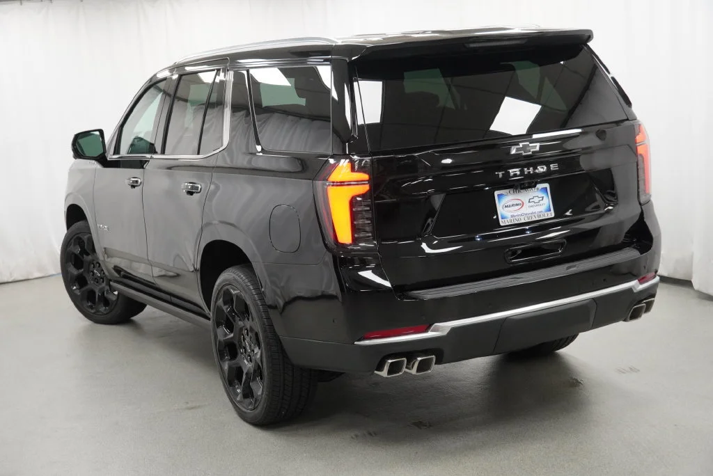 New 2026 Black Chevrolet High Country image 39