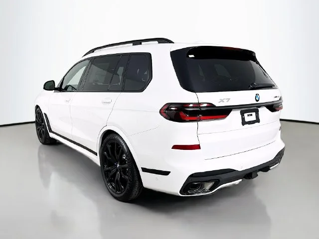 Used 2026 White BMW xDrive40i image 5