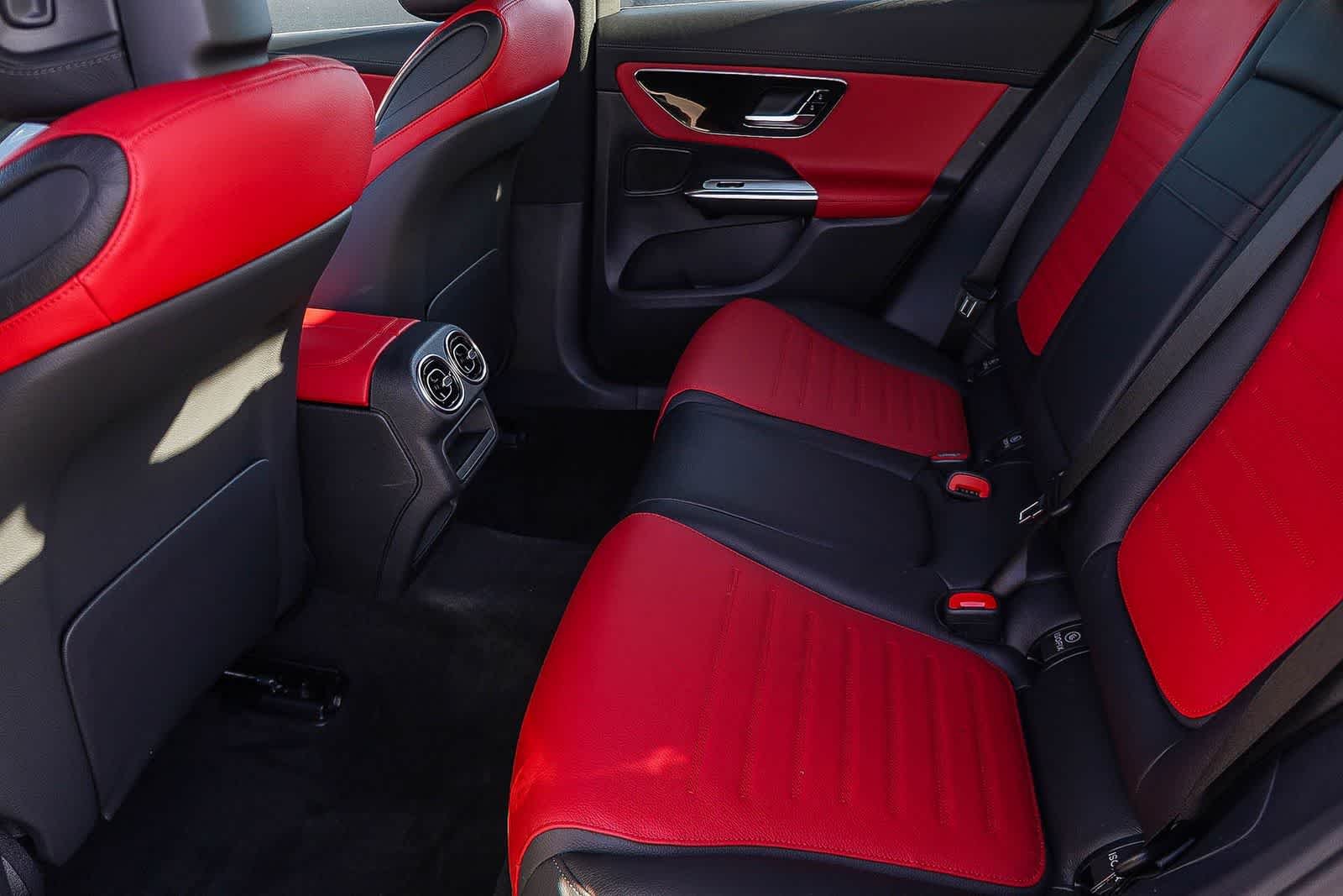 New 2026 Polar White Mercedes-Benz AMG® GLC 43 image 22
