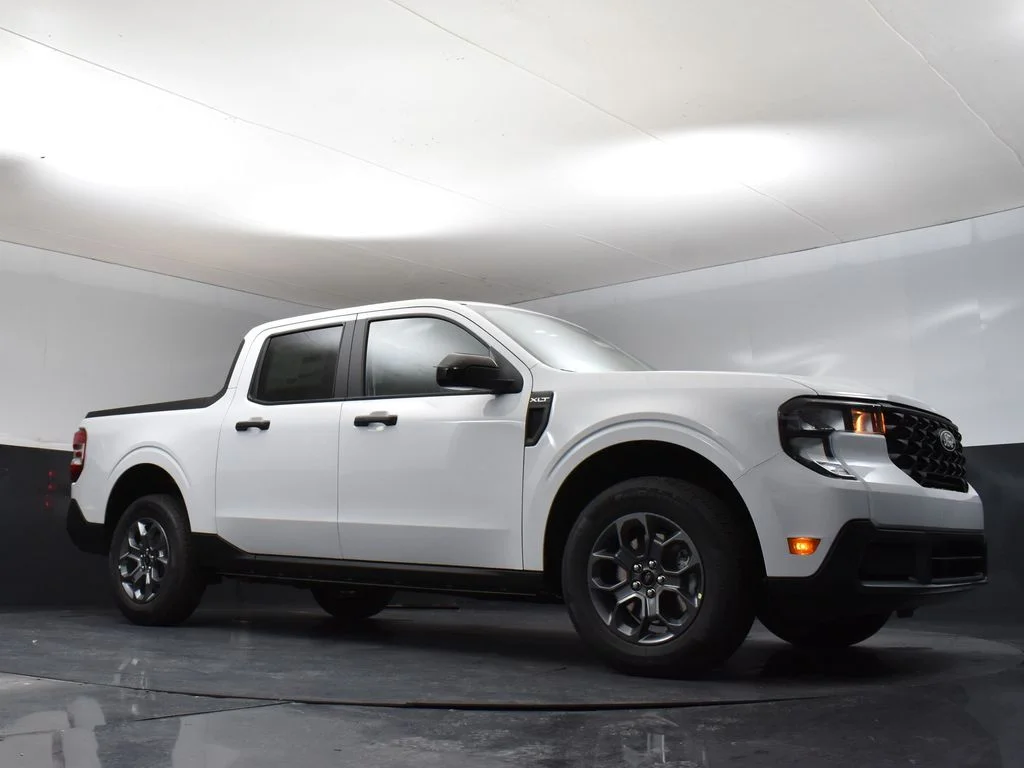 New 2026 White Ford XLT image 29
