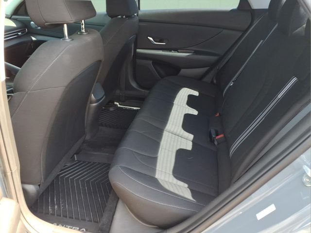 Used 2023 Gray Hyundai SEL image 17